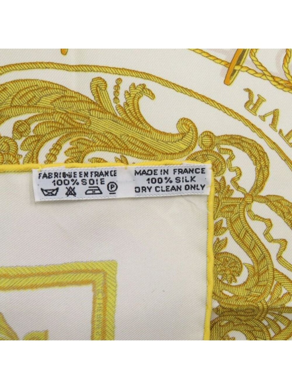 Hermes Carre 45 Petit Paris Coat Of Arms LES Armes de Silk Cream - Picture 5 of 5